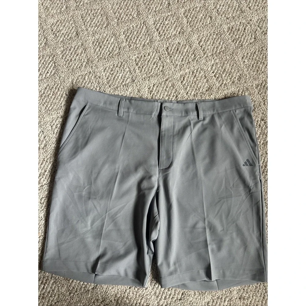Mens adidas Golf Shorts Performance Gray Athletic Sz 40 EUC